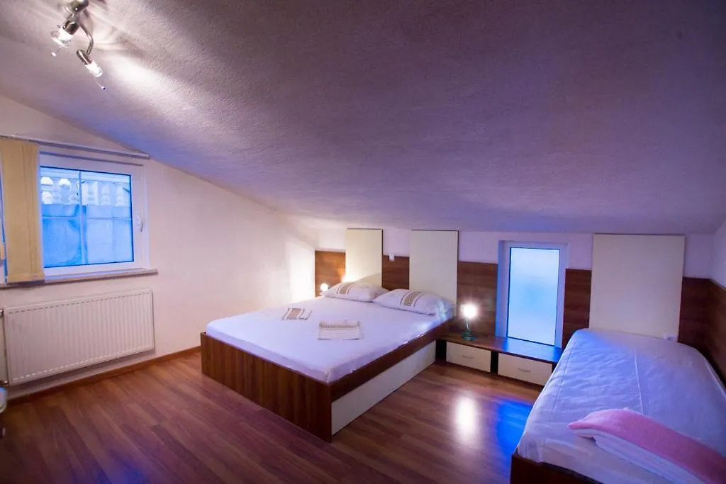 Guest house Apartmani Fuza Rab Supetarska Draga