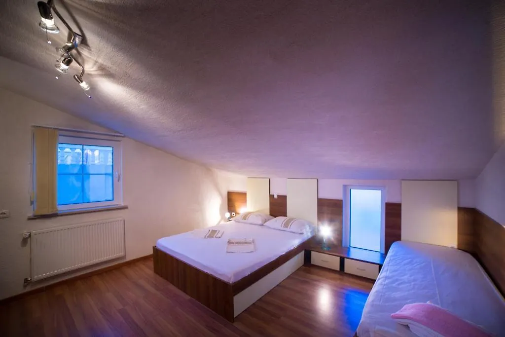 Apartmani Fuza Rab Supetarska Draga 0*,