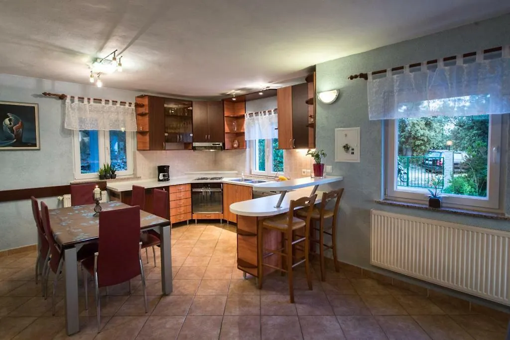 Apartmani Fuza Rab Supetarska Draga